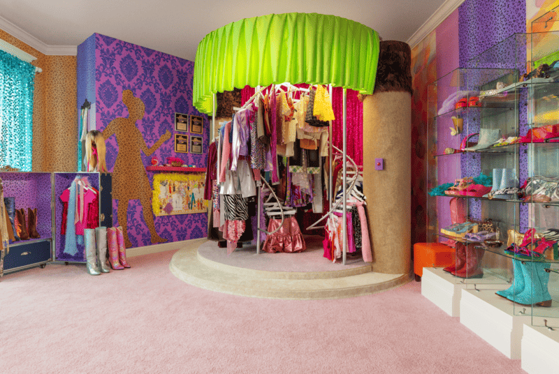 Hannah Montana house closet interior