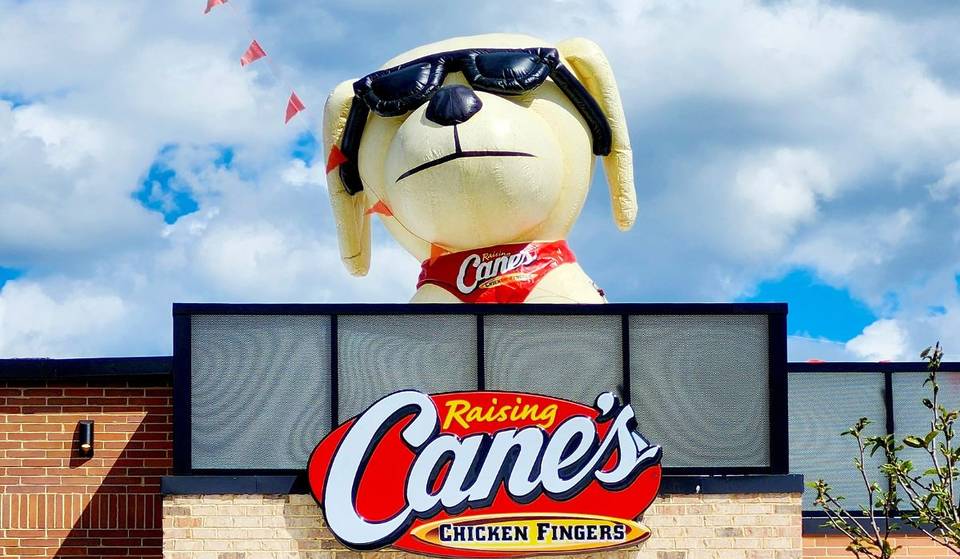 Raising Cane’s hat gerade seinen 1.000. Standort eröffnet – mitten im Herzen von Hollywood