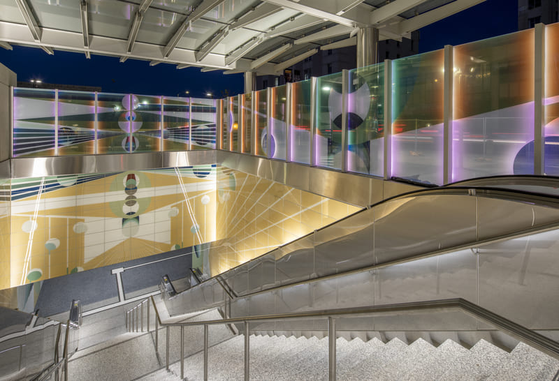 Wilshire/La Brea station