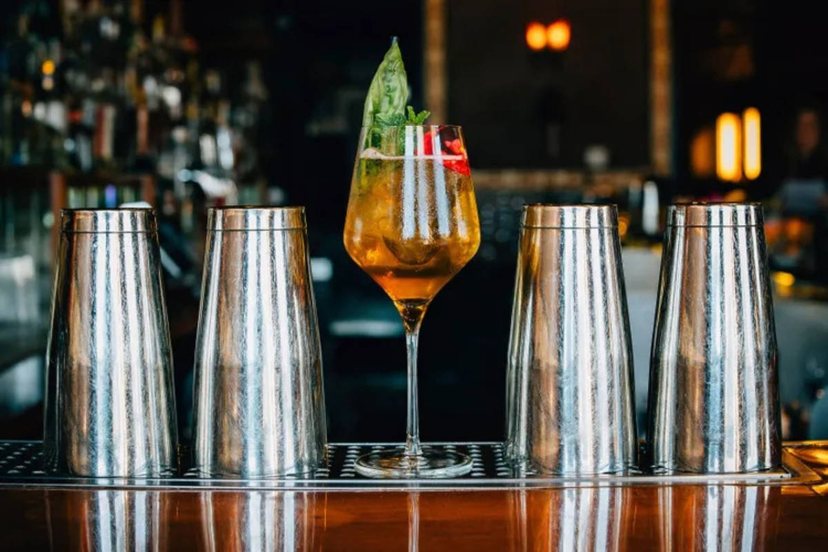 This L.A. Bar Just Ranked 4th Best In The U.S. – Inside The Intimate Cocktail Spot Situated In West Hollywood