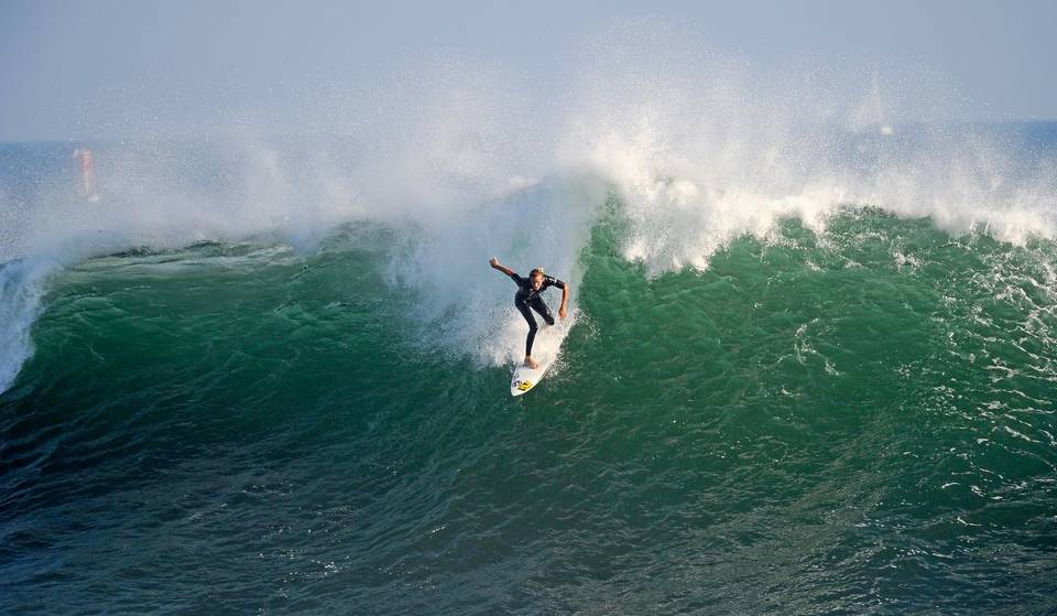 Southern California beaches are experiencing their biggest waves in a decade, reaching up to 20 feet — and officials are urging caution