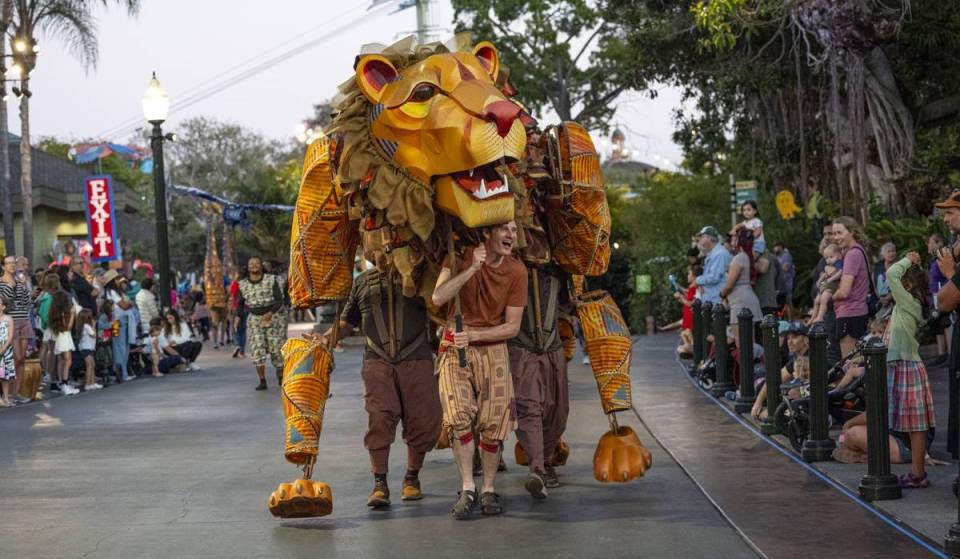 After 25+ years, the San Diego Zoo is permanently ending its ‘Nighttime Zoo’ extended summer hours — here’s when