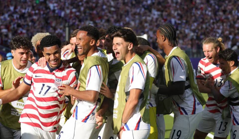 U.S. makes history with first knockout win since 2002, advances to Round of 16