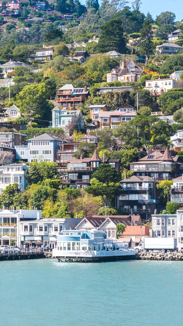 Skip the trip to Italy: 'California's Little Amalfi Coast' is just a few hours from L.A. — with 'dolce vita' vibes, it's also the state's largest houseboat community