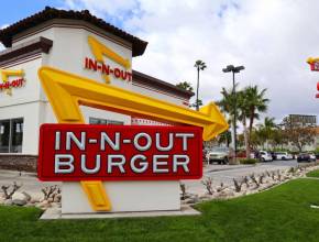 This L.A. County city is considering a permanent ban on new drive-thru restaurants — as In-N-Out proposes a nearly 4,000-square-foot location