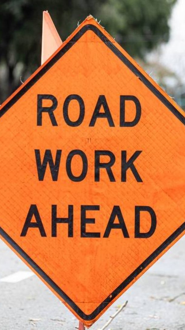 Caltrans modernise un tronçon important de la 405 qui traverse le comté de Los Angeles — et les conducteurs doivent s’attendre à des réductions de voies le week-end pendant 5 ans