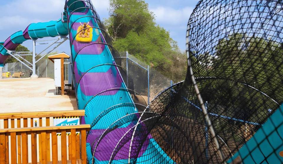 À 30 minutes du centre-ville de Los Angeles : la première montagne russe aquatique hydromagnétique de Californie s’élance depuis une hauteur de 55 pieds