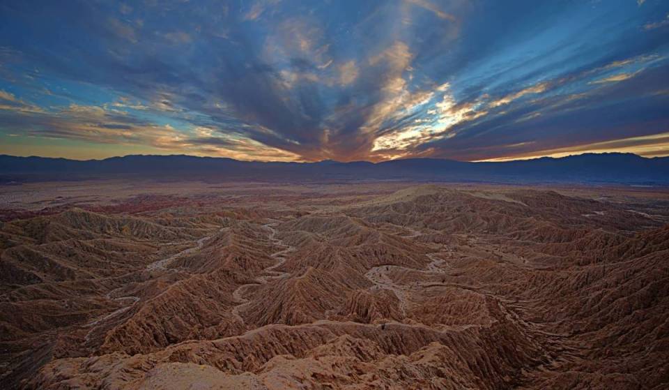 A menos de 3 horas de Los Ángeles: el parque estatal más grande de California esconde el impresionante «Gran Cañón de California», y ni siquiera tienes que hacer senderismo para disfrutar de estas vistas