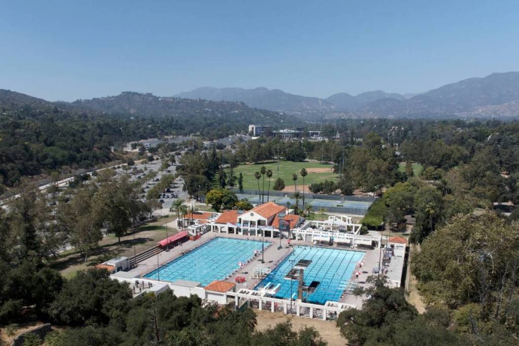 Rose Bowl Aquatics Center