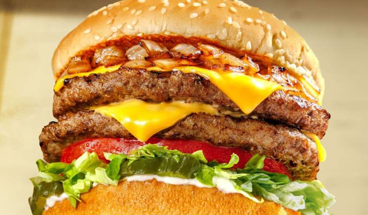 Zum zweiten Mal in Folge wurde dieser kalifornische Burger zum besten der USA gekürt – und es ist nicht der, den du denkst