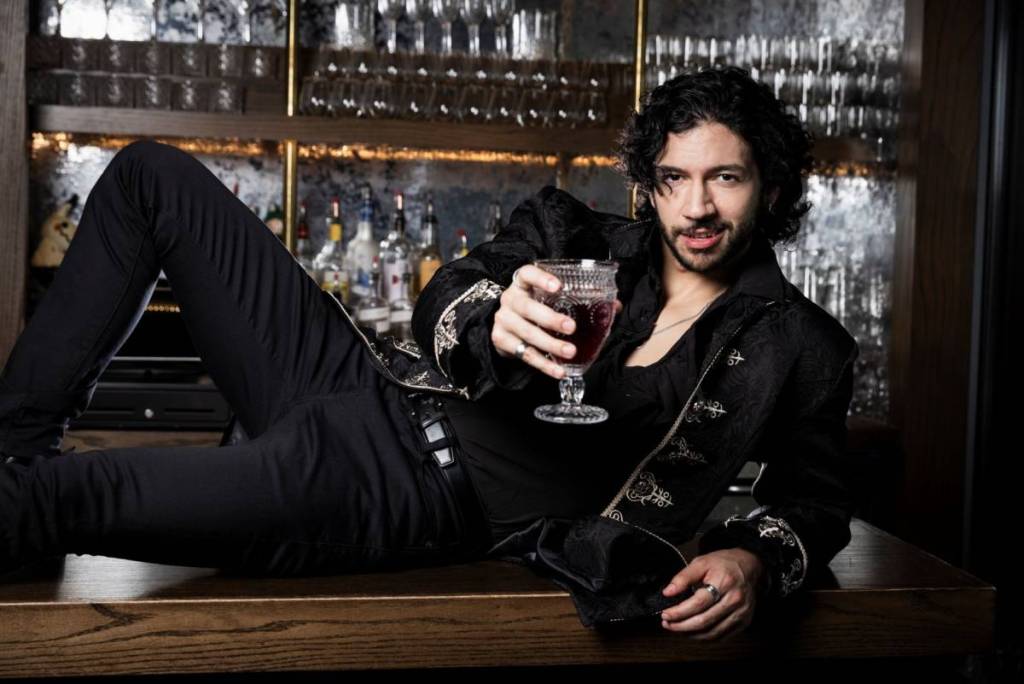 Drunk Dracula is opening at The Hotel Cafe in Hollywood this September as a completely sober cast tries to manage one very intoxicated actor on stage