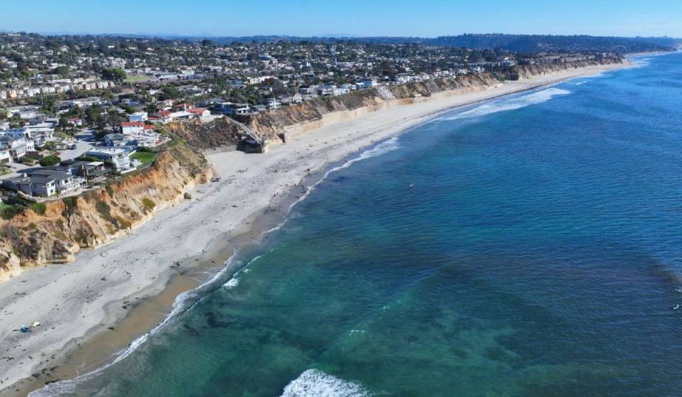À seulement 1 h 30 de Los Angeles, nichée entre San Diego et le comté d’Orange, cette ville balnéaire du sud de la Californie a été désignée comme l’un des meilleurs endroits où vivre en Californie pour 2026-2027