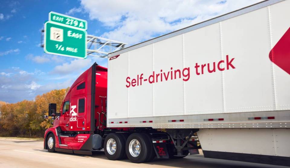 Tras una prohibición que ha durado años, los camiones autónomos están realizando pruebas por primera vez en las autopistas de California