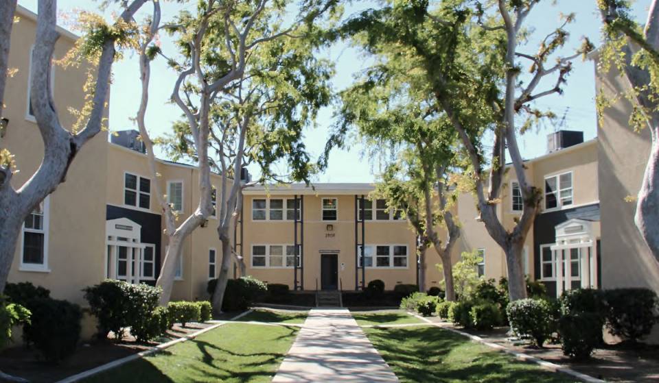 Tras una congelación de dos años, el condado de Los Ángeles vuelve a abrir por fin el plazo de solicitud para 16 listas de espera de viviendas públicas; aquí te explicamos cómo solicitarlo