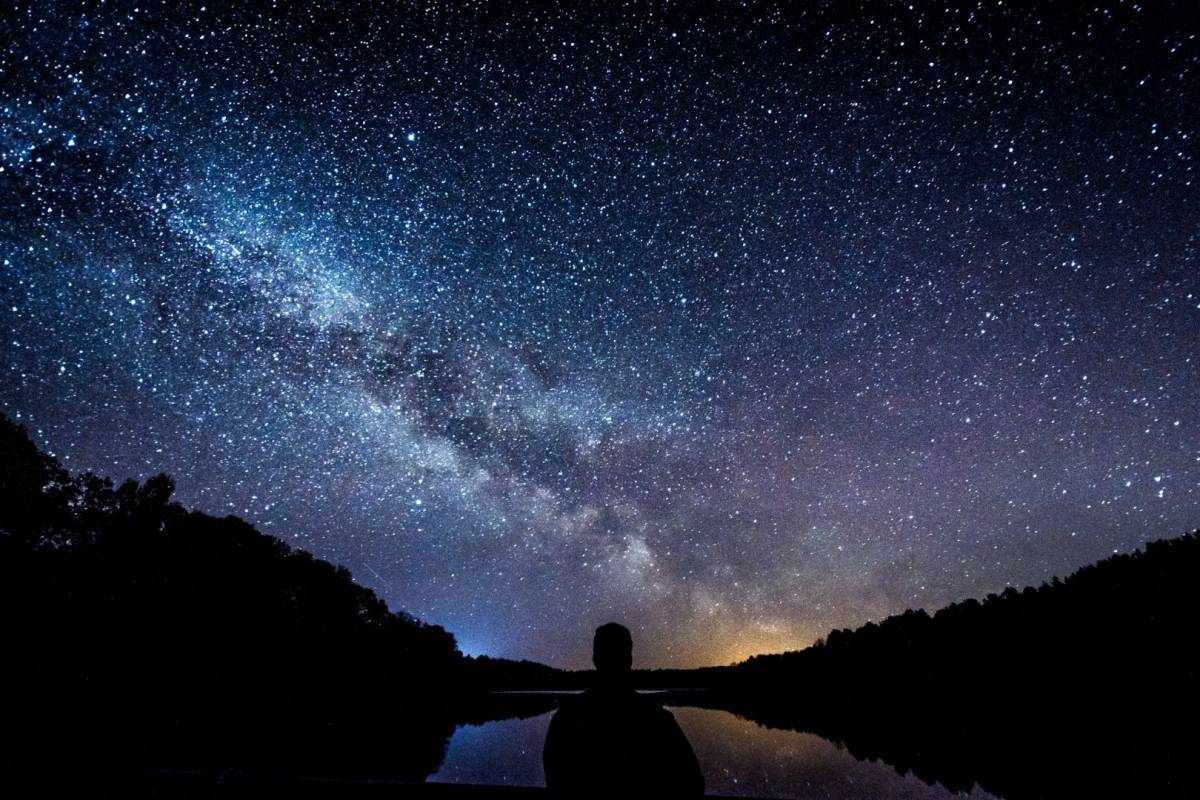 How to Spot the Summer Triangle Near L.A. (No Telescope Needed)