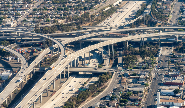 Extended lane closures will shut two center lanes of the 105 Freeway this weekend — part of the $1.4 billion I-105 ExpressLanes project