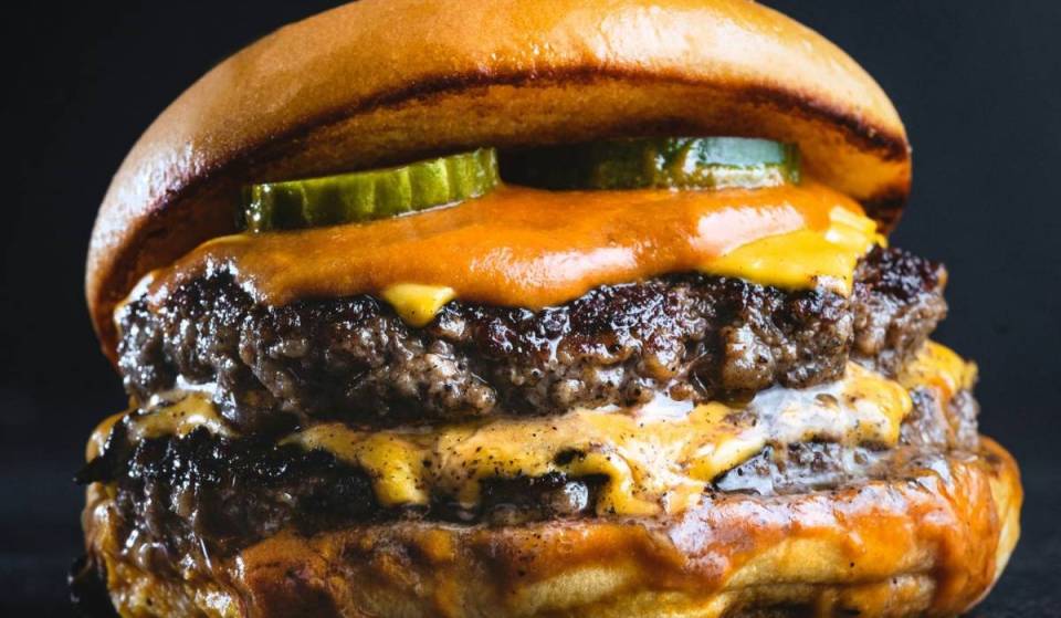 Where to get free cheeseburgers and BOGO deals in Los Angeles today for National Cheeseburger Day, from $3 Big Bufords to free stacks