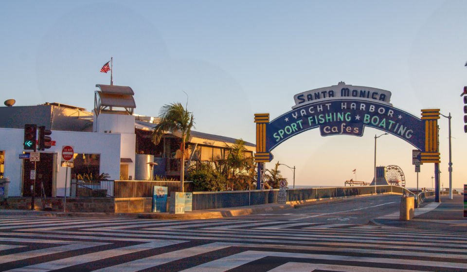 Das ikonische Pier-Schild von Santa Monica wird zum ersten Mal seit Jahrzehnten abgebaut – hier erfährst du, was damit passiert