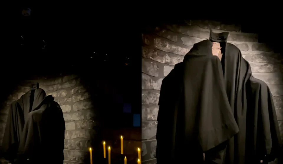 Bela Lugosi’s 1931 Dracula cape at LA’s Academy Museum