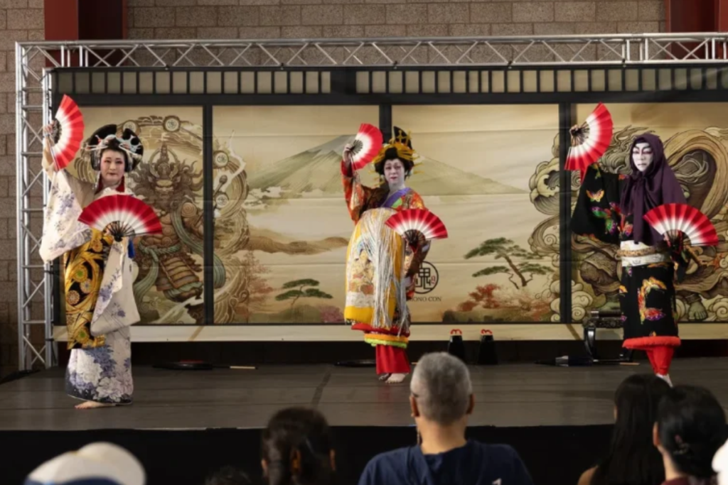 Dieses coole Festival der japanischen Kultur kehrt diesen Oktober mit Live-Thunfisch-Zerlegungsshows, Anime-Ständen und authentischem Streetfood nach Costa Mesa zurück