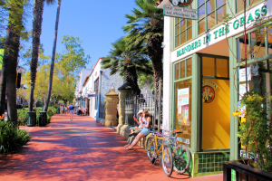 Condé Nast acaba de nombrar a este soleado paraíso costero, a menos de dos horas de Los Ángeles, la mejor ciudad pequeña de California en 2026