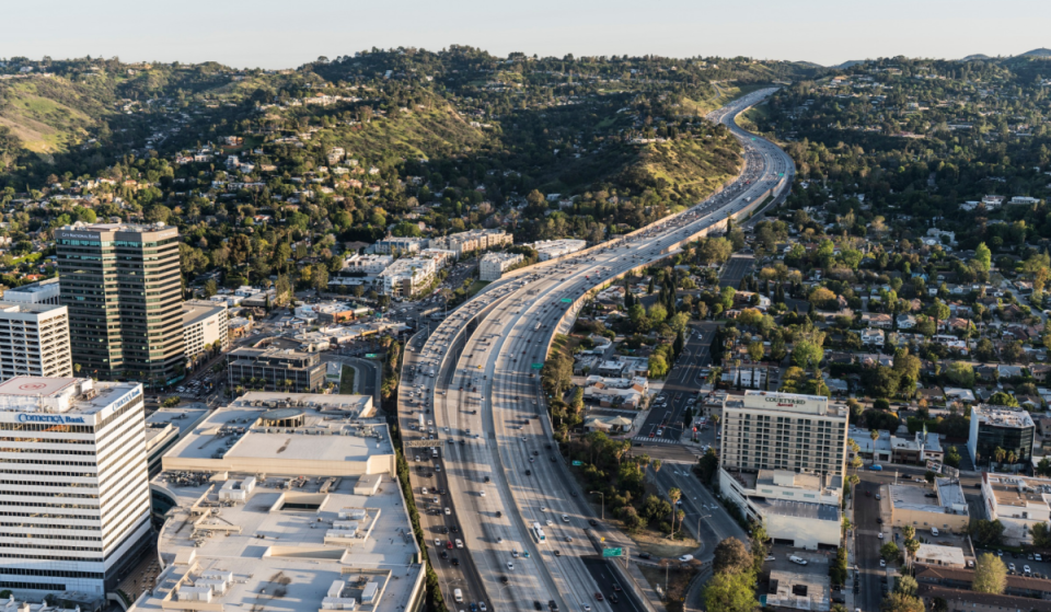 Auf dem kalifornischen Freeway 405 kommt es dieses Wochenende im Rahmen einer 143-Millionen-Dollar-Sanierung zu umfangreichen Fahrbahnsperrungen