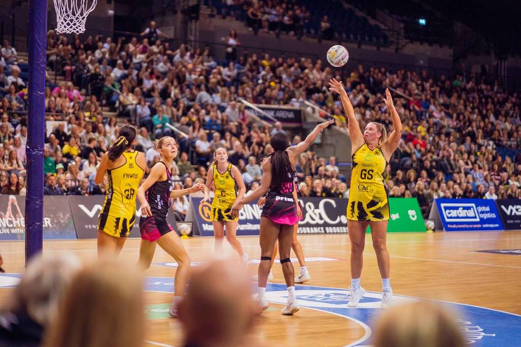 manchester thunder netball team
