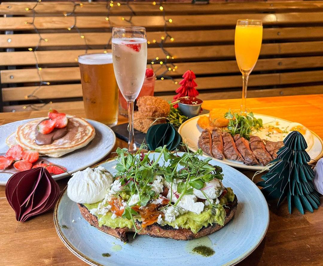 pen-and-pencil-bottomless-brunch