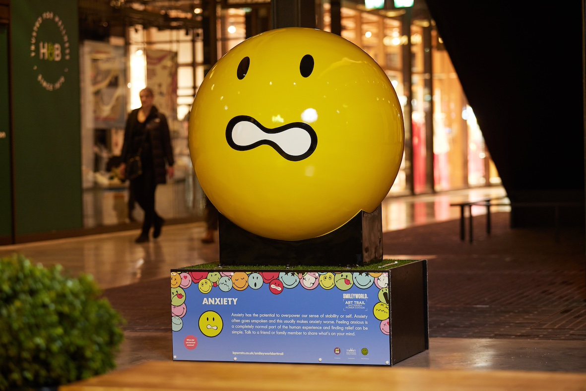 smileyworld anxiety sculpture on art trail