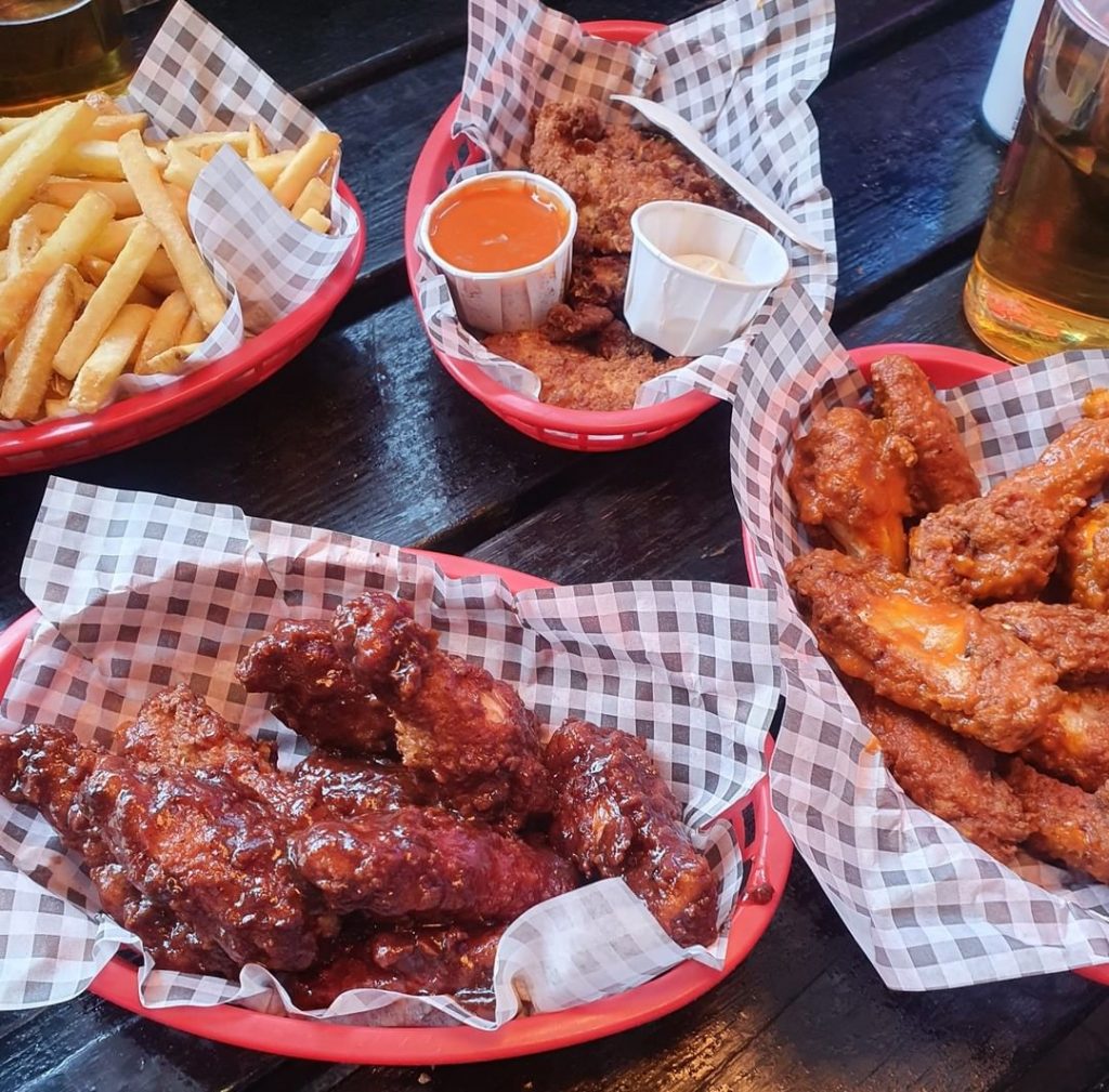 This Manchester Dive Bar Offers A Bottomless Chicken Wings Brunch