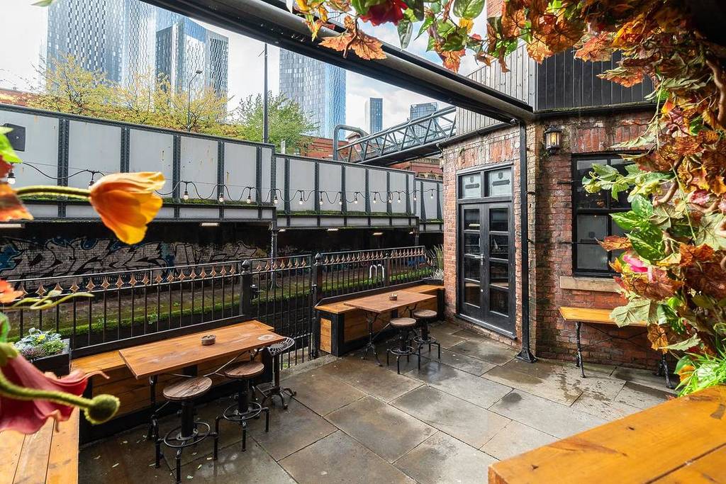 canalside terrace at lock91 bar in manchester