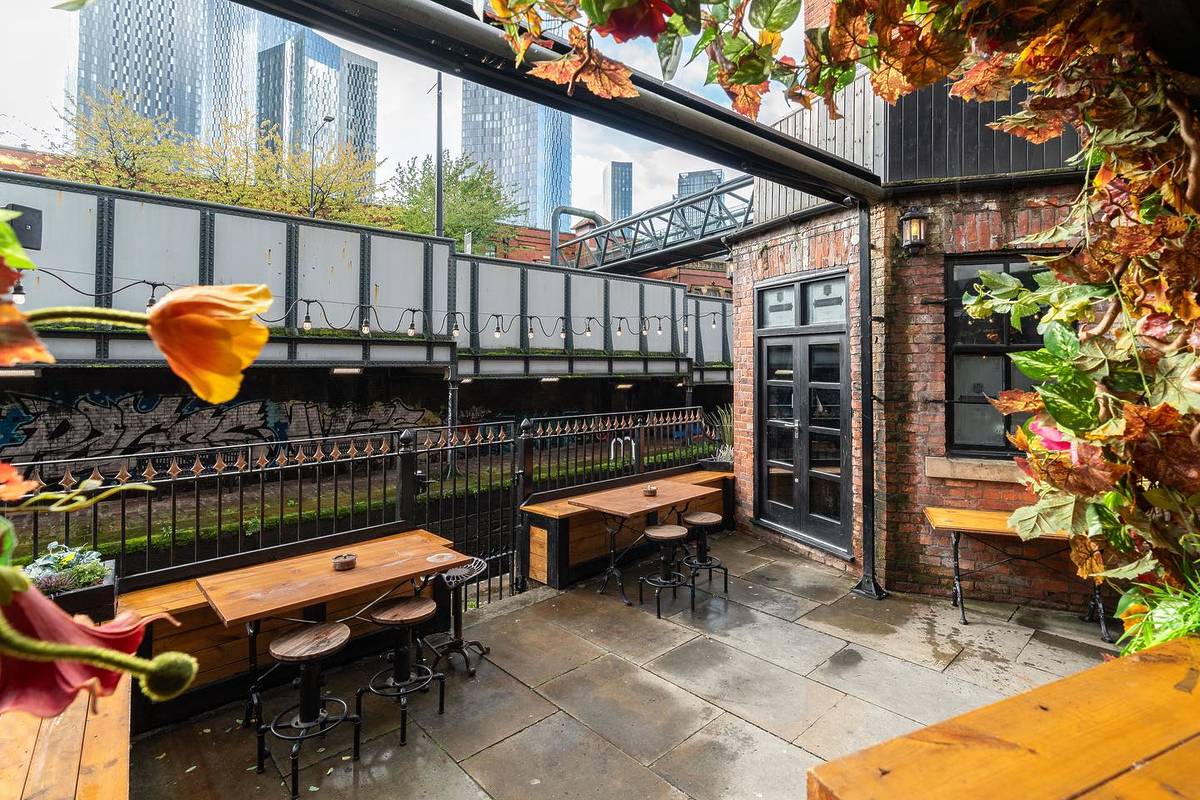 canalside terrace at lock91 bar in manchester