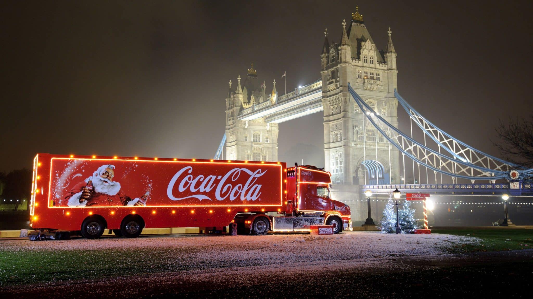The Holidays Are Coming: Here’s When And Where To Find The Iconic Coca-Cola Christmas Truck In Greater Manchester This Weekend