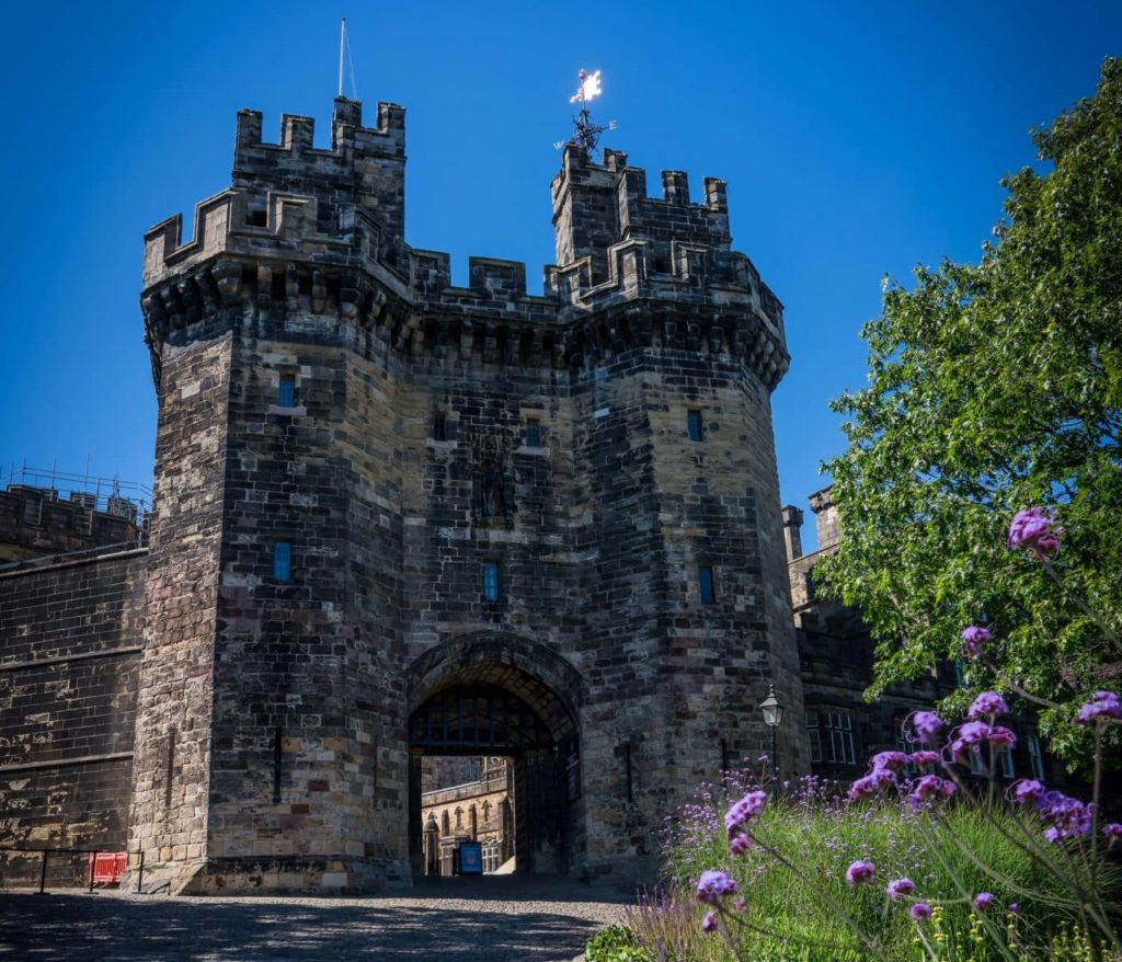 lancaster-castle-haunted-uk-towns-cities