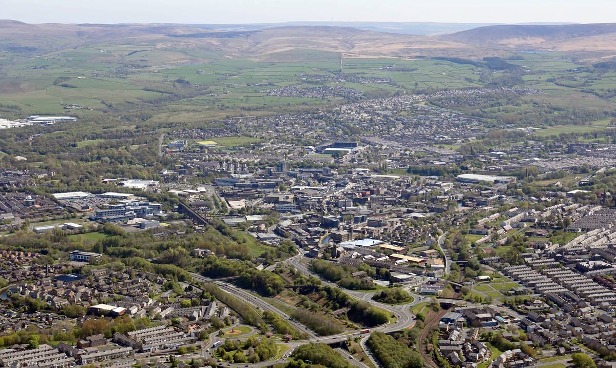 This North West Town Has Been Named The Cheapest Place To Rent In The UK – With Average Monthly Rents Of £652 And Less Than An Hour Away From Manchester City Centre