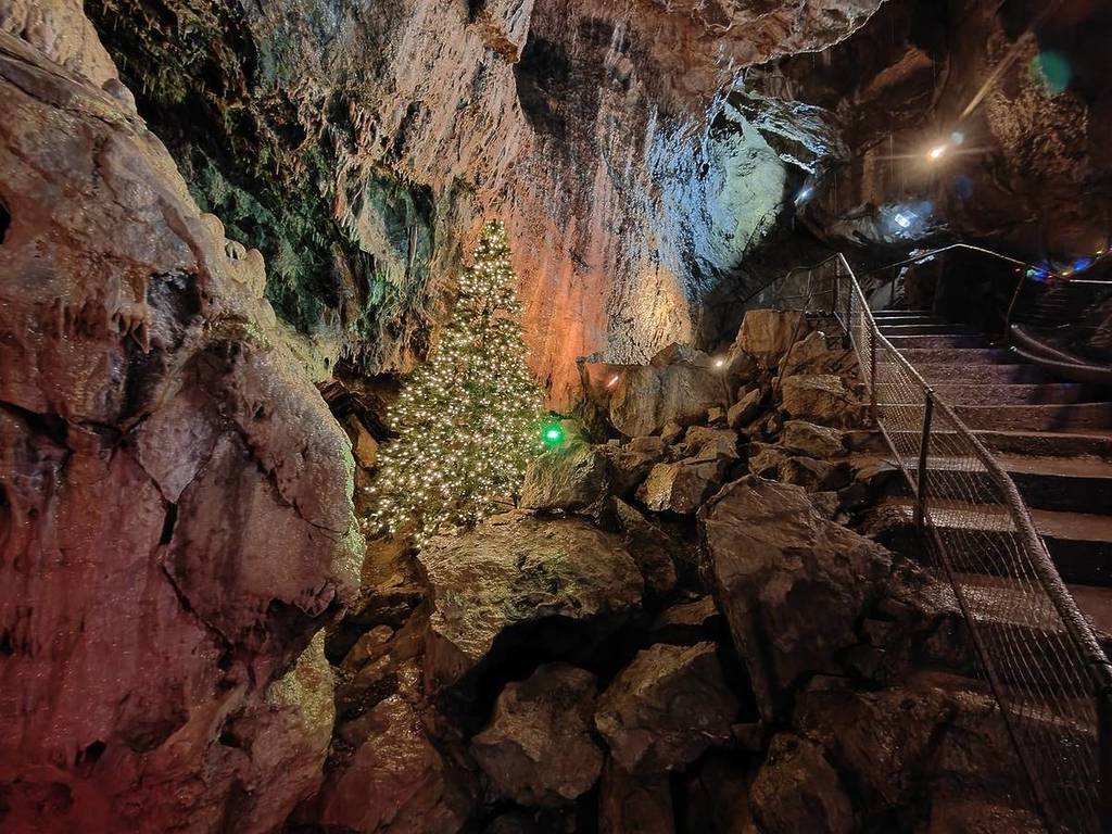 Castleton Is The Most Magical Place To Visit This Christmas