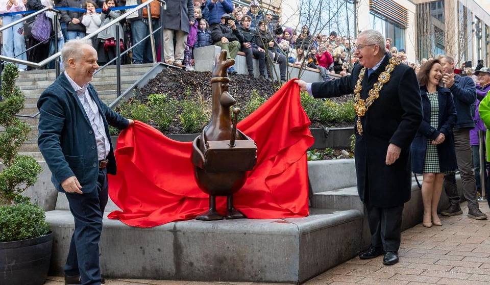 Statue Of Wallace And Gromit Villain Feathers McGraw Unveiled By Creator Nick Park In Preston