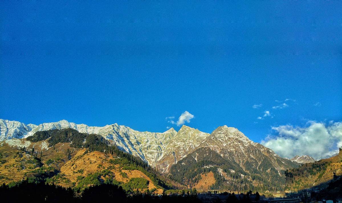 the himalayas in india where you can fly to from manchester