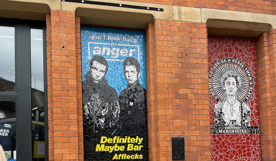 Manchester&#8217;s Afflecks And Definitely Maybe Bar Unveil New Oasis Mosaic &#8211; Joining Legendary Faces Like Morrissey, Emmeline Pankhurst And Ian Brown