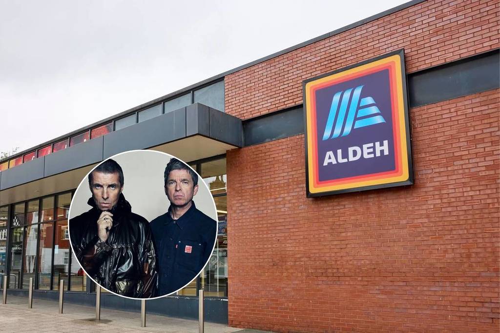 aldeh supermarket sign with oasis in circle reunion