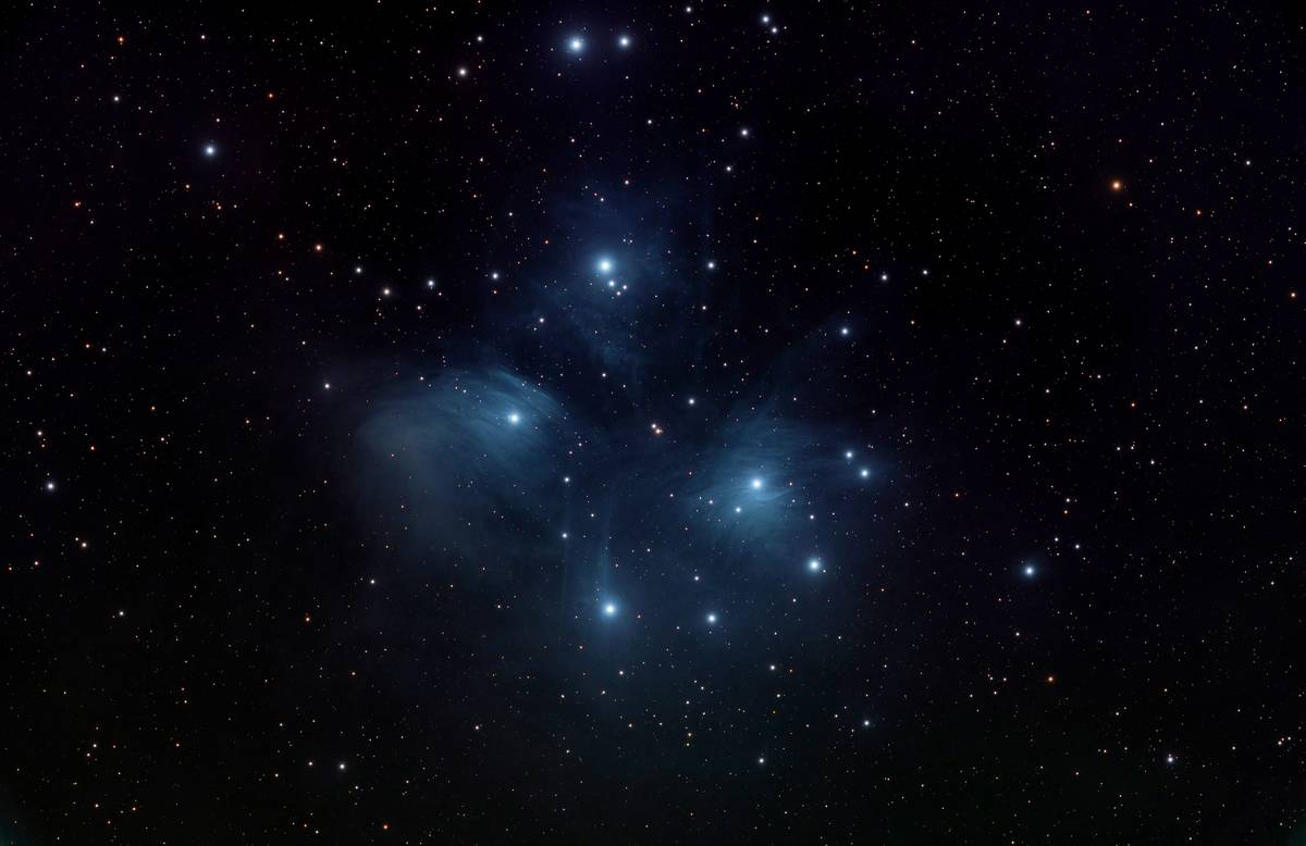 pleiades star cluster blue visible from manchester