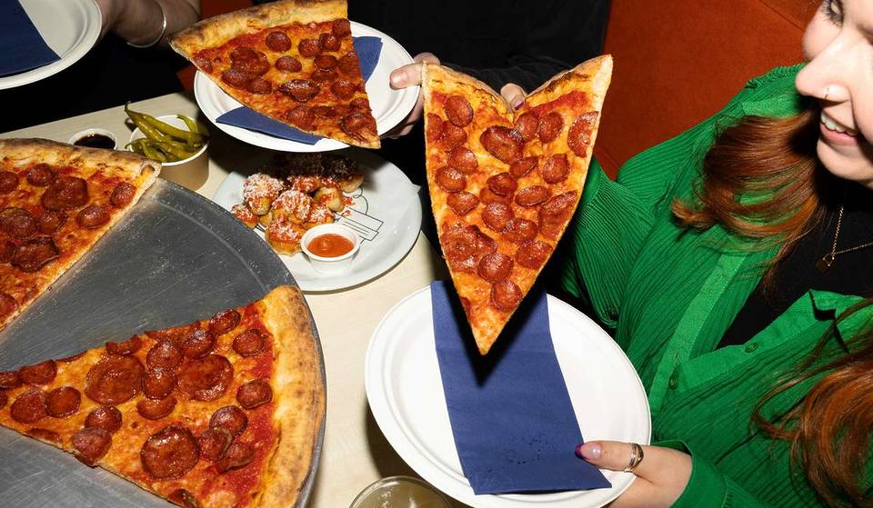 Much-Loved Manchester Pizzeria Nell&#8217;s Is Set To Open A New Greater Manchester Site &#8211; Featuring Shuffleboard, Karaoke &#038; Huge Outdoor Terrace