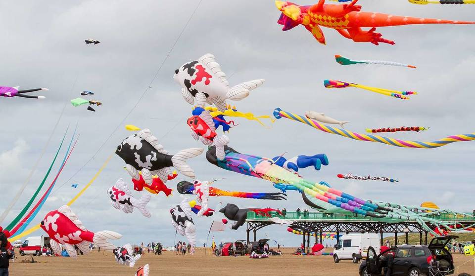 This Quaint Coastal Town Just Over An Hour From Manchester Is Hosting The UK’s Largest Kite Festival This Weekend – And It’s Perfect For A Family Day Out