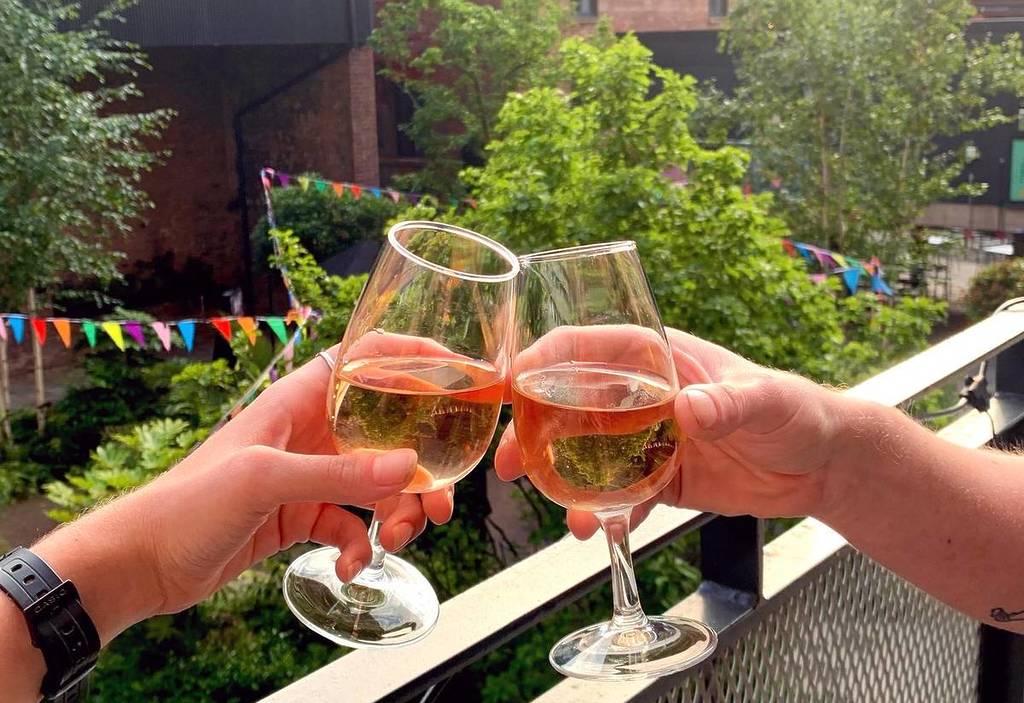 the beeswing rose festival glasses manchester