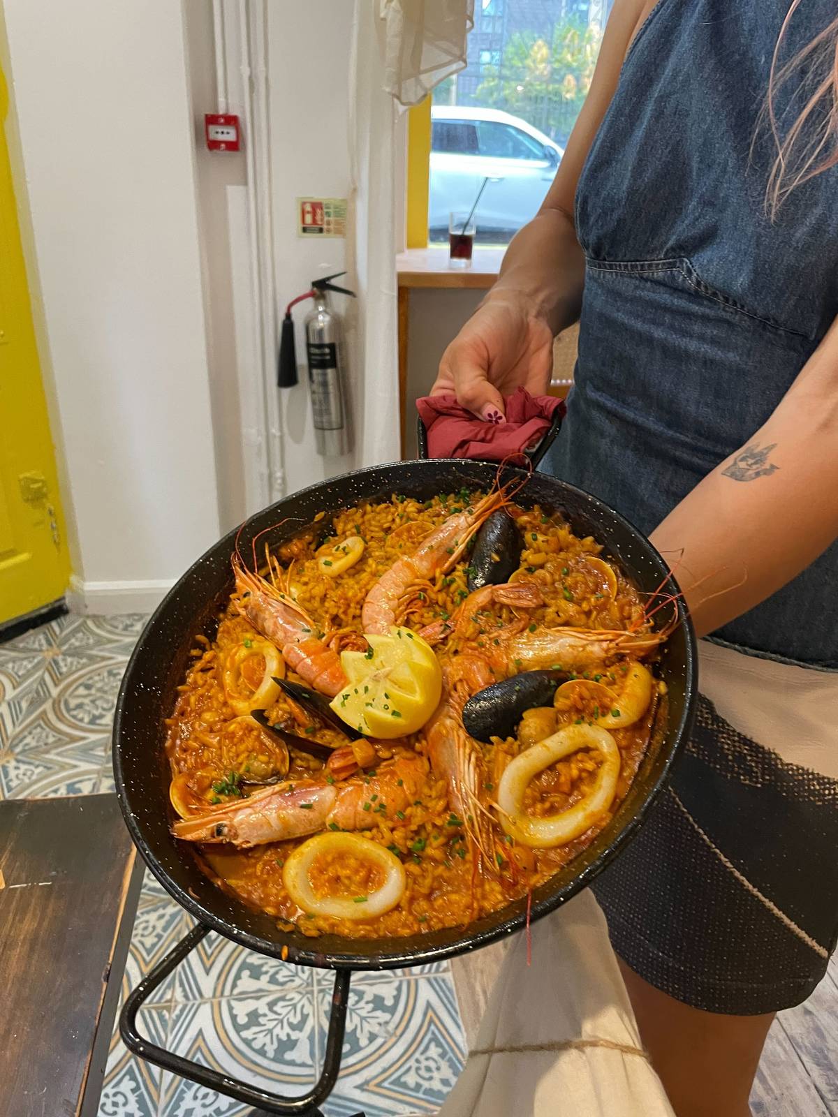 seafood paella at maricarmen