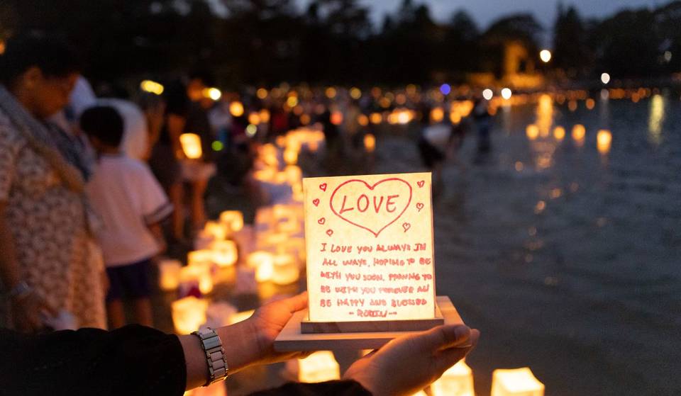 Manchester Is Going To Be Lit Up By Thousands Of Glowing Lanterns This Weekend – Don&#8217;t Miss Your Chance To Visit The Water Lantern Festival