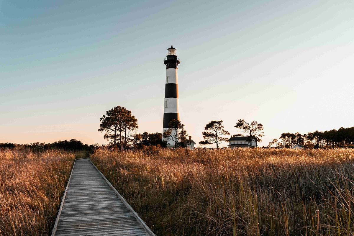 lighthouse and boardwalk at the outer banks, north carolina where aer lingus will fly to from manchester via dublin