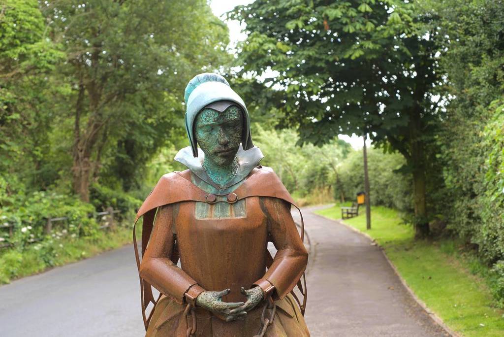 alice nutter pendle witch statue