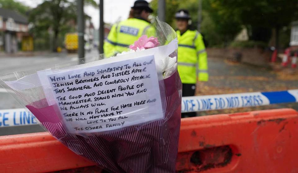 A Vigil To Honour The Lives Lost And Those Affected By The Manchester Synagogue Attack Will Be Held Today – Vigil Time & Location
