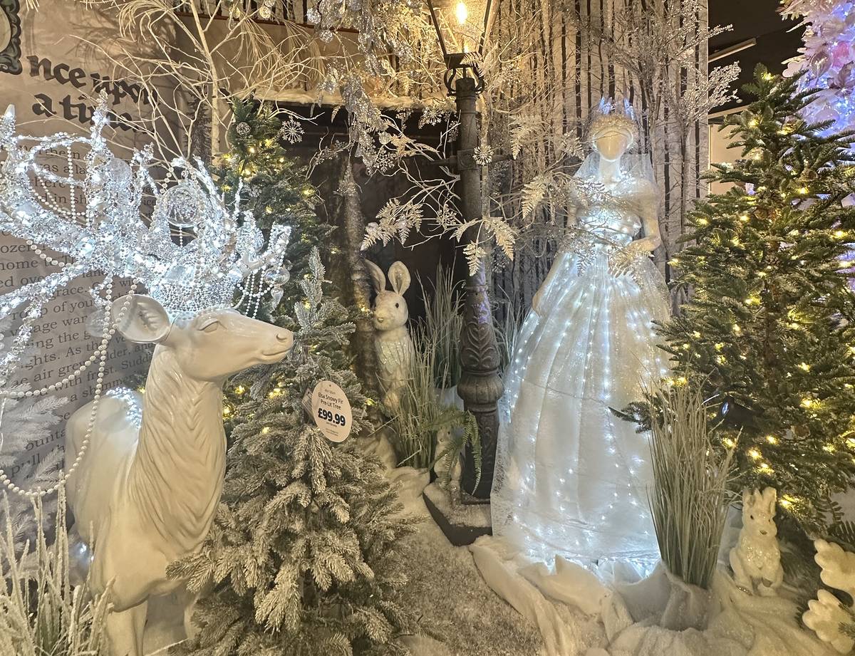 bents christmas warrington display